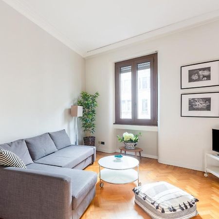 Spacious And Brilliant Apartment In Duomo By Easylife 밀라노 외부 사진