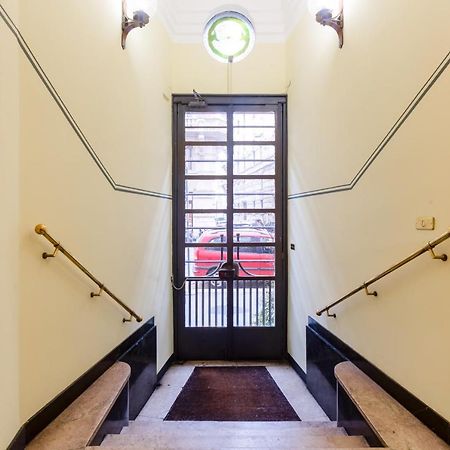 Spacious And Brilliant Apartment In Duomo By Easylife 밀라노 외부 사진