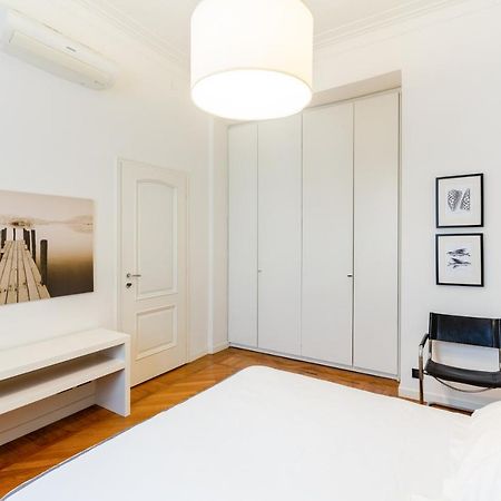 Spacious And Brilliant Apartment In Duomo By Easylife 밀라노 외부 사진