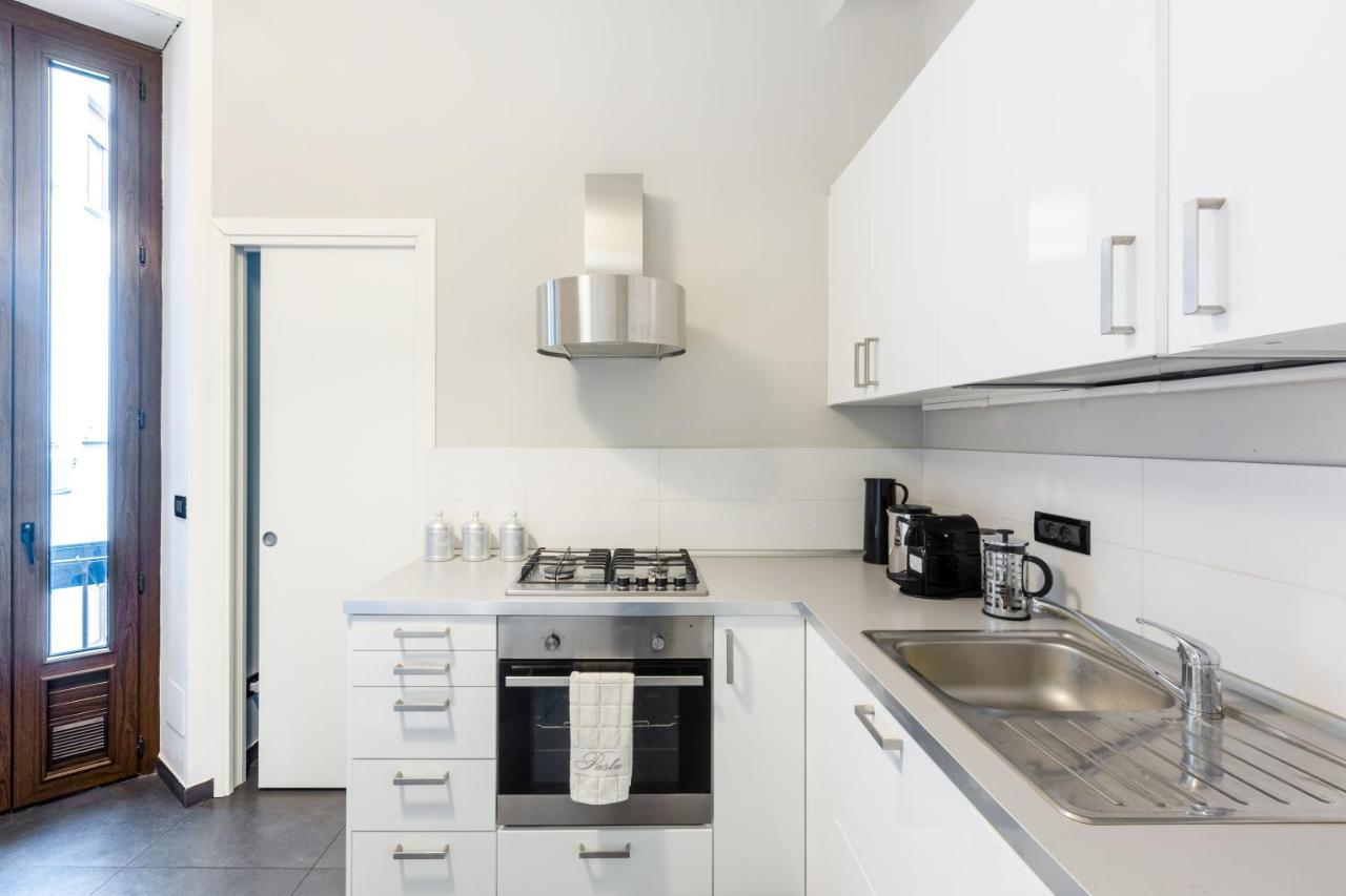 Spacious And Brilliant Apartment In Duomo By Easylife 밀라노 외부 사진