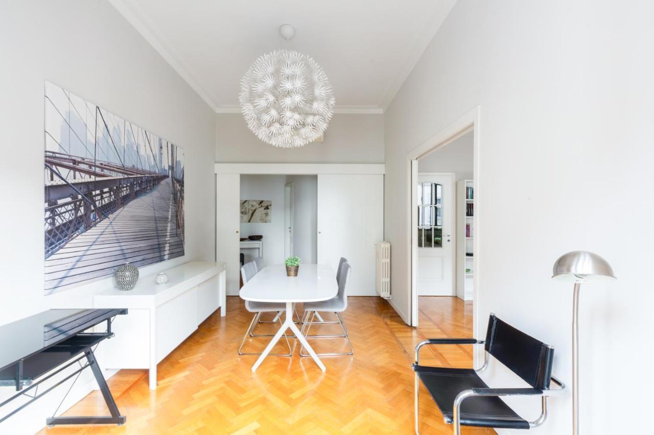 Spacious And Brilliant Apartment In Duomo By Easylife 밀라노 외부 사진