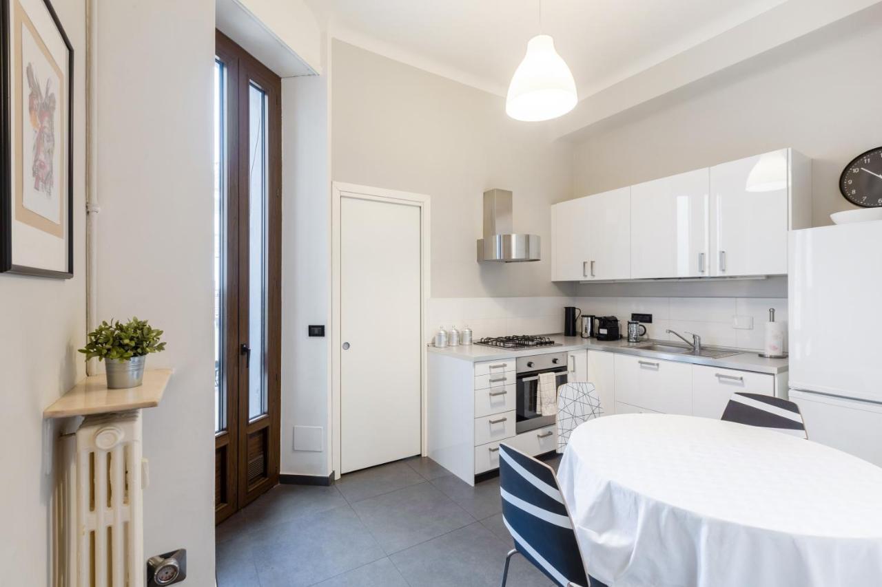 Spacious And Brilliant Apartment In Duomo By Easylife 밀라노 외부 사진