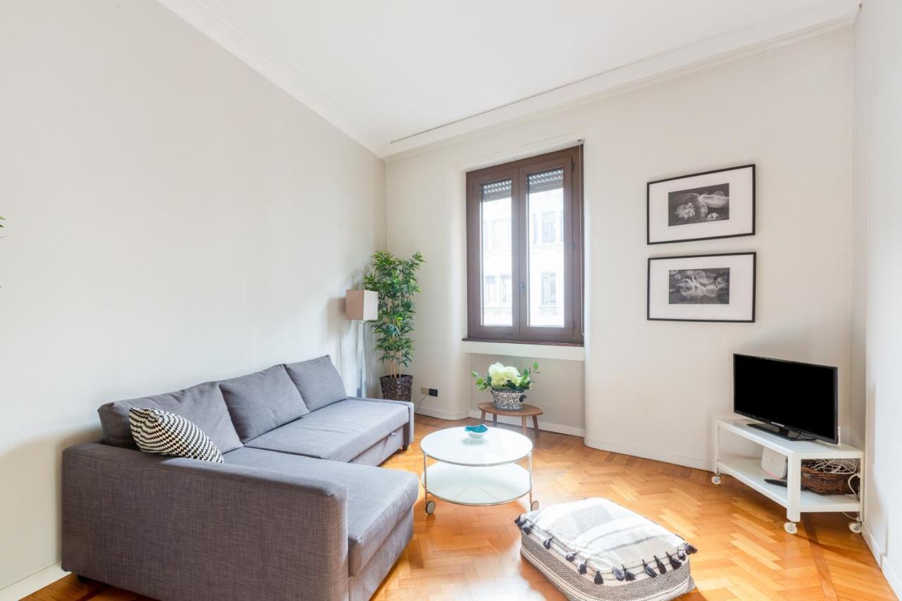 Spacious And Brilliant Apartment In Duomo By Easylife 밀라노 외부 사진