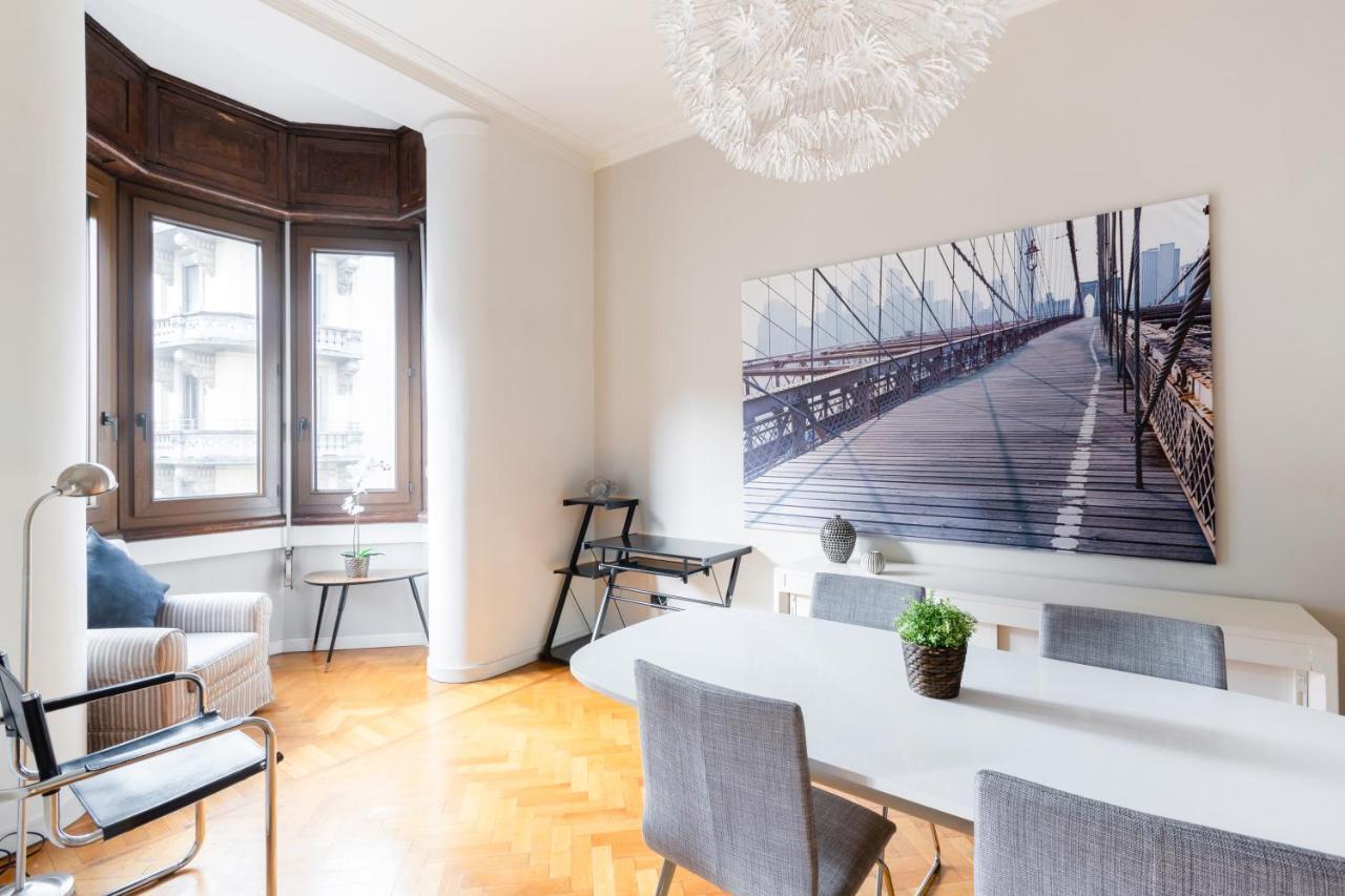 Spacious And Brilliant Apartment In Duomo By Easylife 밀라노 외부 사진