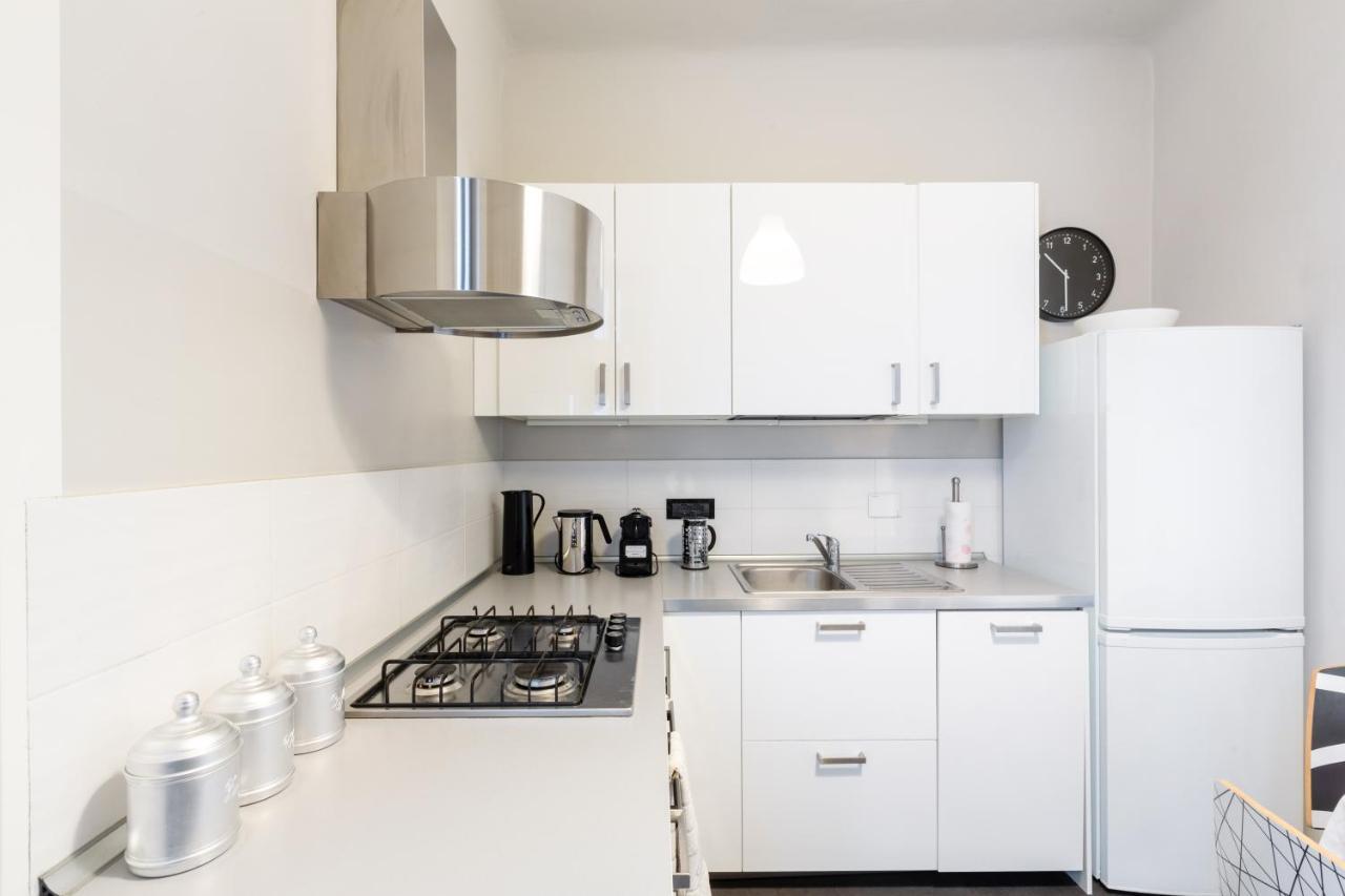 Spacious And Brilliant Apartment In Duomo By Easylife 밀라노 외부 사진